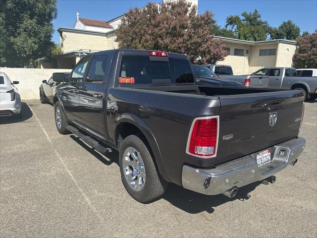 2017 RAM 1500 Laramie Crew Cab 4x4 57 Box