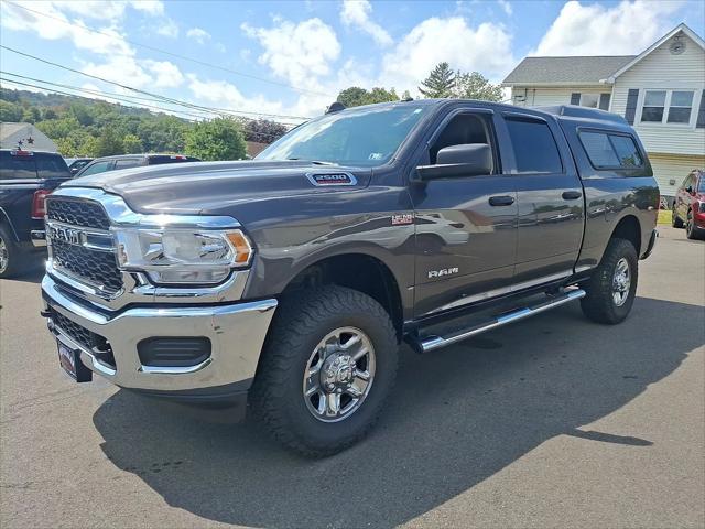 2020 RAM 2500 Tradesman Crew Cab 4X4 64 Box