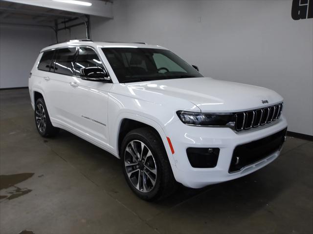 2022 Jeep Grand Cherokee L Overland 4x4 2022 Jeep Grand Cherokee L Overland 4x4