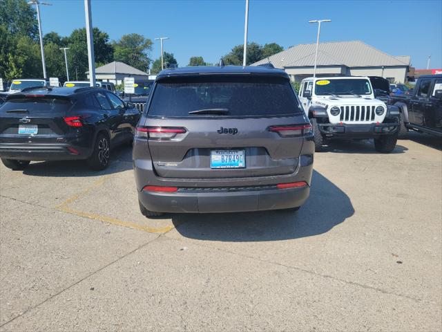 2021 Jeep Grand Cherokee L Altitude 4x2