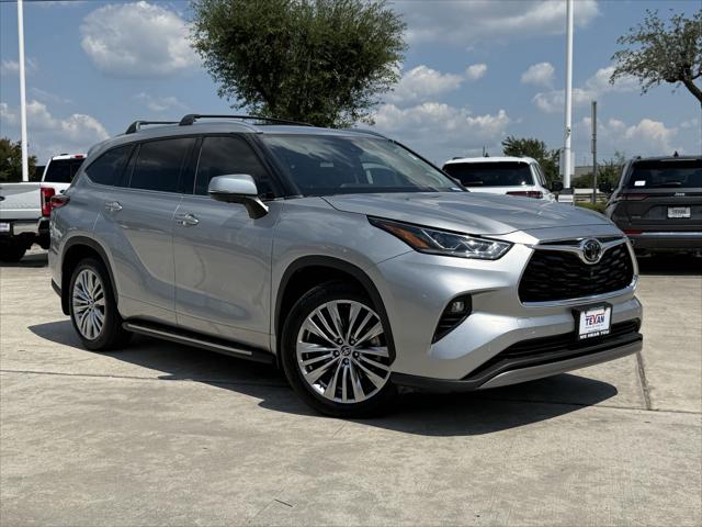 2023 Toyota Highlander Platinum