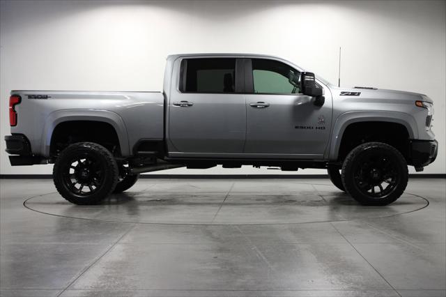 2025 Chevrolet Silverado 2500HD 4WD Crew Cab Standard Bed LT