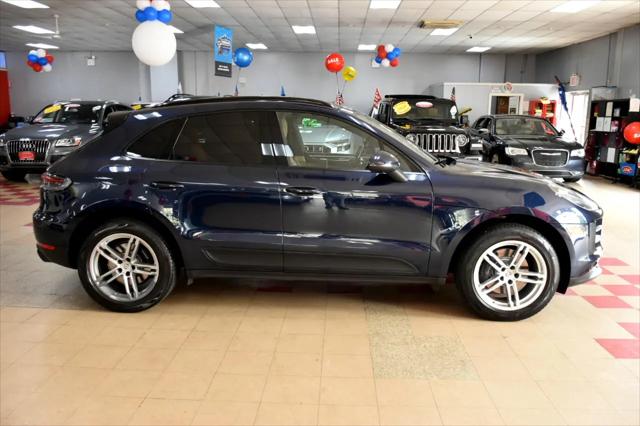 2019 Porsche Macan Standard