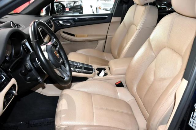 2019 Porsche Macan Standard