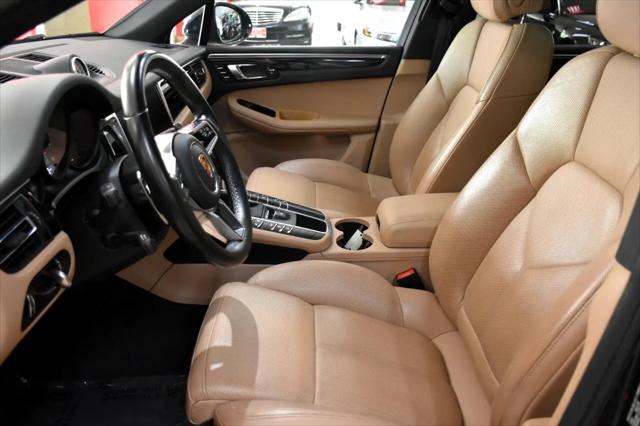 2019 Porsche Macan Standard