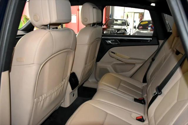 2019 Porsche Macan Standard