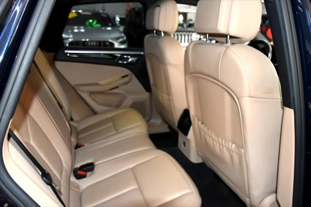 2019 Porsche Macan Standard