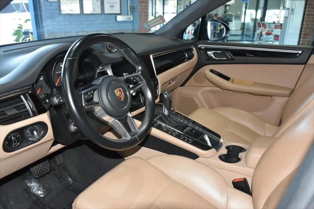2019 Porsche Macan Standard