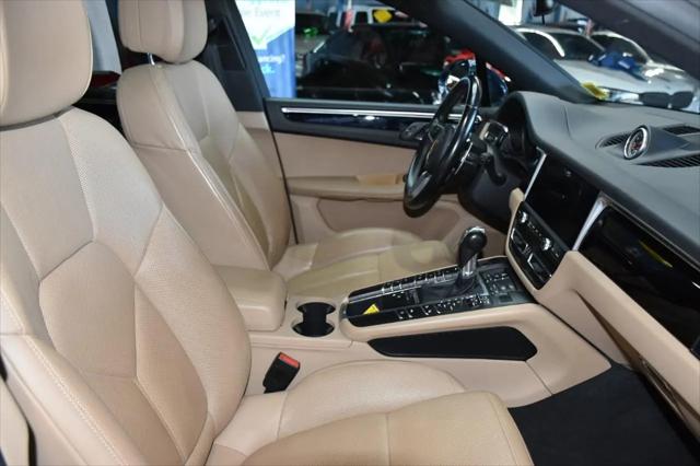 2019 Porsche Macan Standard