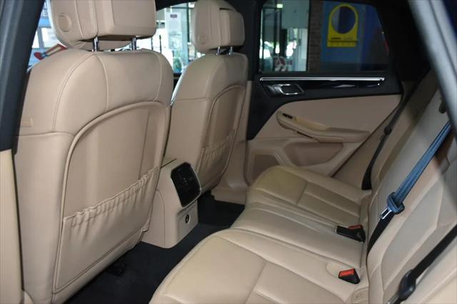 2019 Porsche Macan Standard