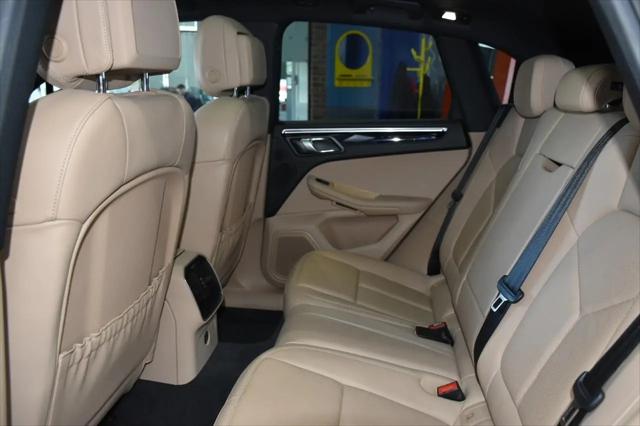 2019 Porsche Macan Standard