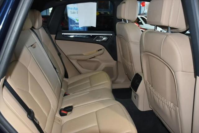 2019 Porsche Macan Standard