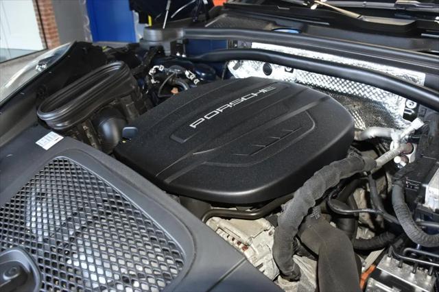 2019 Porsche Macan Standard