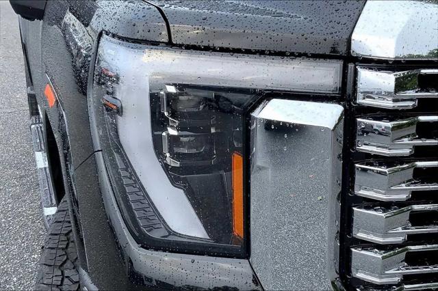 2026 GMC Sierra 2500HD Crew Cab, Standard Bed, Denali, 4WD