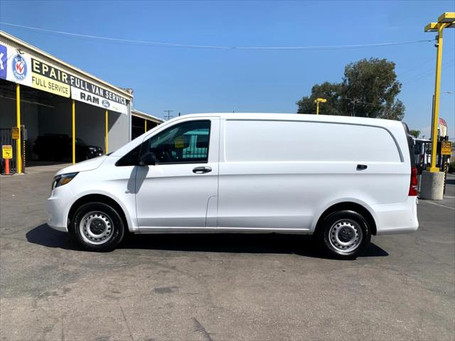 2023 Mercedes-Benz Metris Standard
