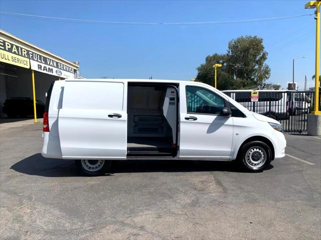 2023 Mercedes-Benz Metris Standard