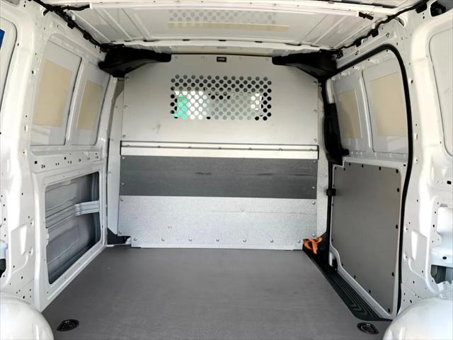 2023 Mercedes-Benz Metris Standard