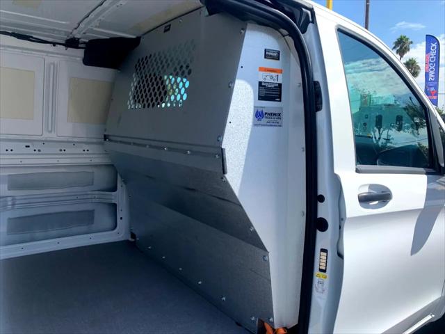 2023 Mercedes-Benz Metris Standard
