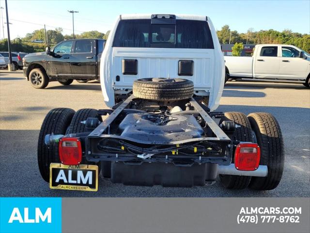 2025 Ram 3500 Tradesman/Big Horn