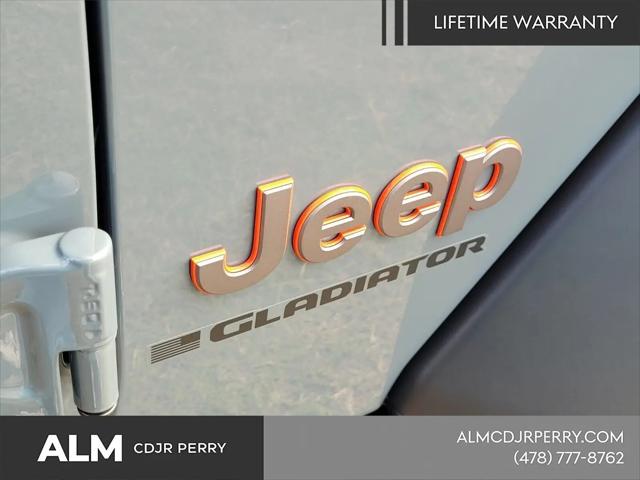 2025 Jeep Gladiator Sport