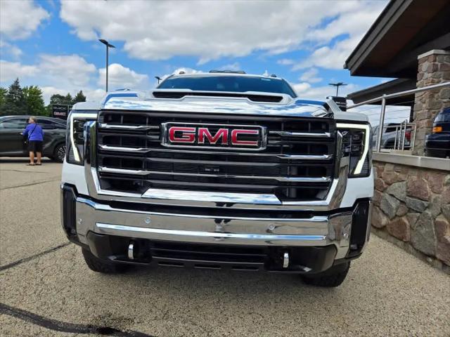 2026 GMC Sierra 2500HD Crew Cab, Standard Bed, SLT, 4WD
