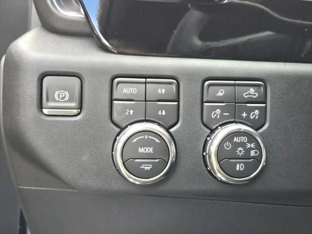 2026 GMC Sierra 2500HD Crew Cab, Standard Bed, SLT, 4WD