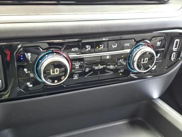 2026 GMC Sierra 2500HD Crew Cab, Standard Bed, SLT, 4WD