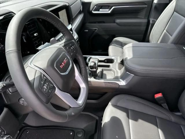 2026 GMC Sierra 1500 Crew Cab, Short Bed, SLT, RWD