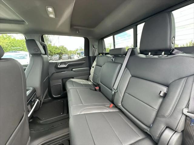 2026 GMC Sierra 1500 Crew Cab, Short Bed, SLT, RWD