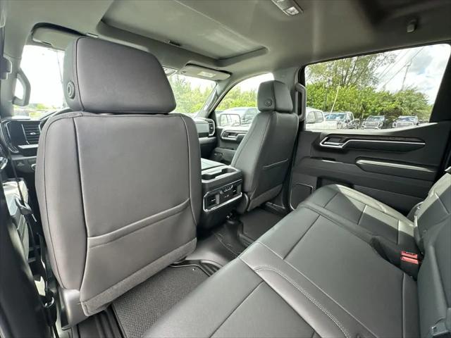 2026 GMC Sierra 1500 Crew Cab, Short Bed, SLT, RWD