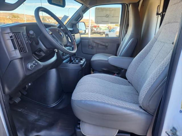 2025 Chevrolet Express Cutaway Work Van