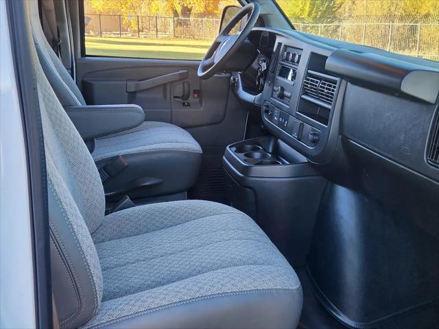 2025 Chevrolet Express Cutaway Work Van