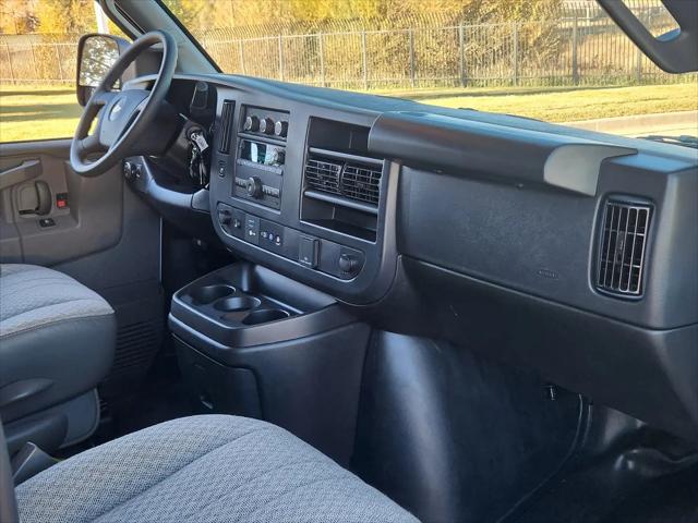 2025 Chevrolet Express Cutaway Work Van