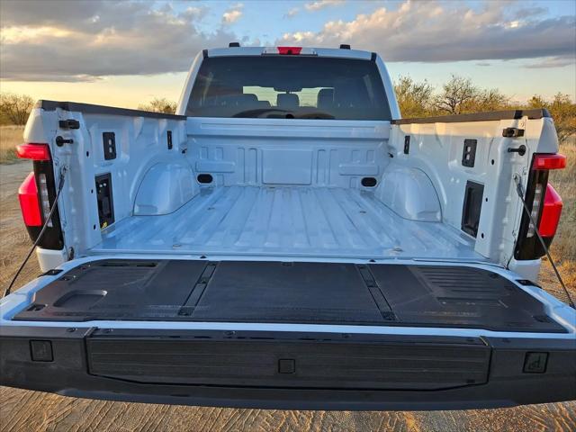 2025 Ford F-150 Flash