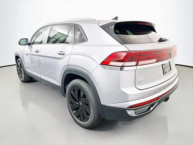 2026 Volkswagen Atlas Cross Sport SE with Technology