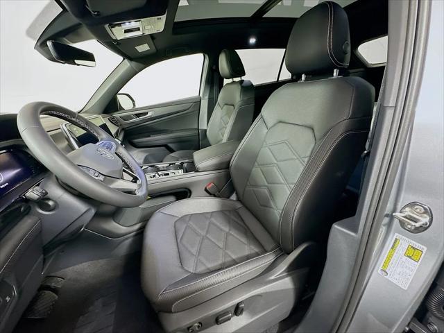 2026 Volkswagen Atlas Cross Sport SE with Technology