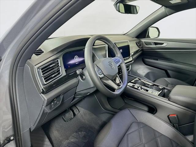 2026 Volkswagen Atlas Cross Sport SE with Technology