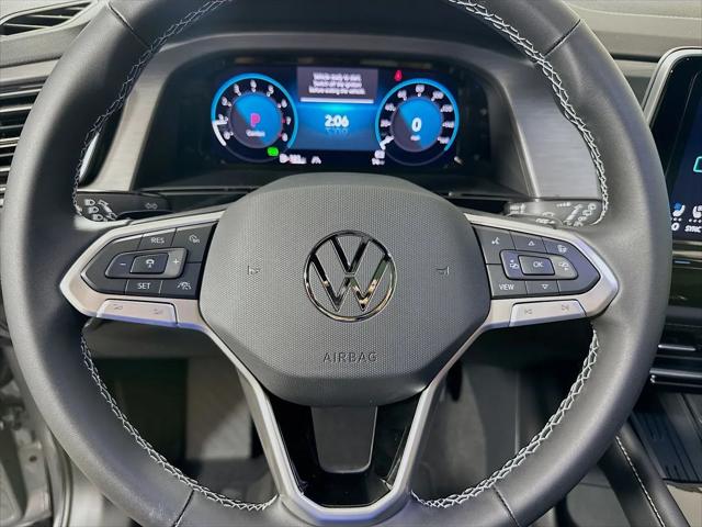 2026 Volkswagen Atlas Cross Sport SE with Technology