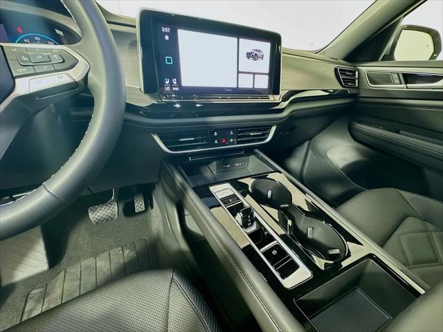 2026 Volkswagen Atlas Cross Sport SE with Technology