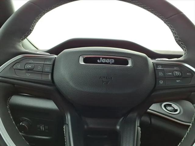 2025 Jeep Grand Cherokee L Laredo 4x4
