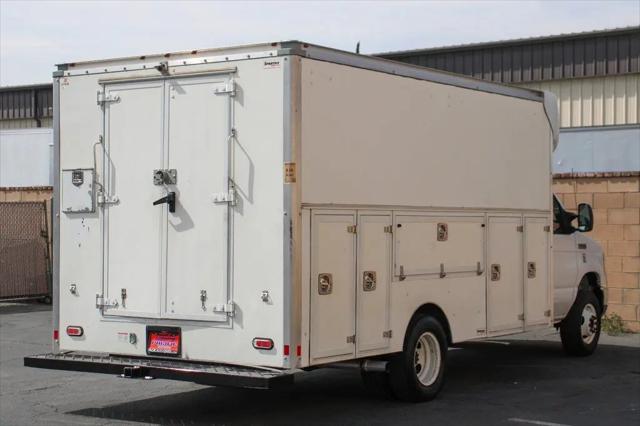 2023 Ford E-450 Cutaway Base