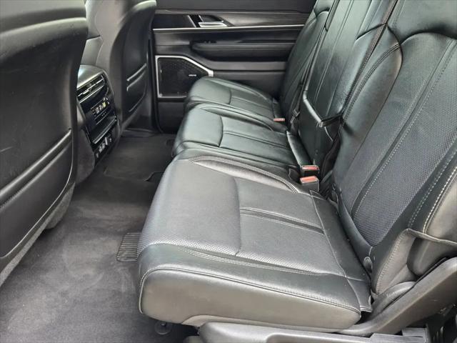 2023 Jeep Wagoneer Series II 4x2