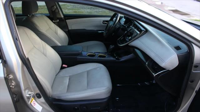 2013 Toyota Avalon XLE