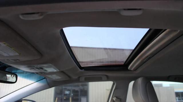 2013 Toyota Avalon XLE