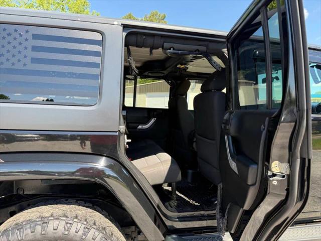 2012 Jeep Wrangler Unlimited Unlimited Sahara