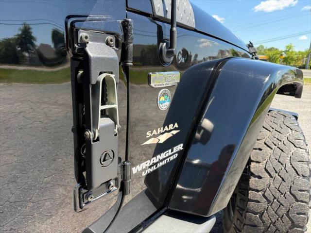 2012 Jeep Wrangler Unlimited Unlimited Sahara