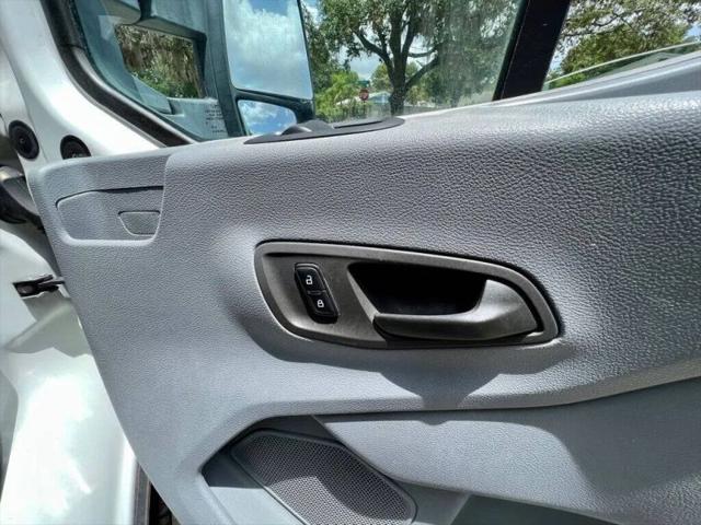 2015 Ford Transit Extended Length w/Sliding Side Door Van