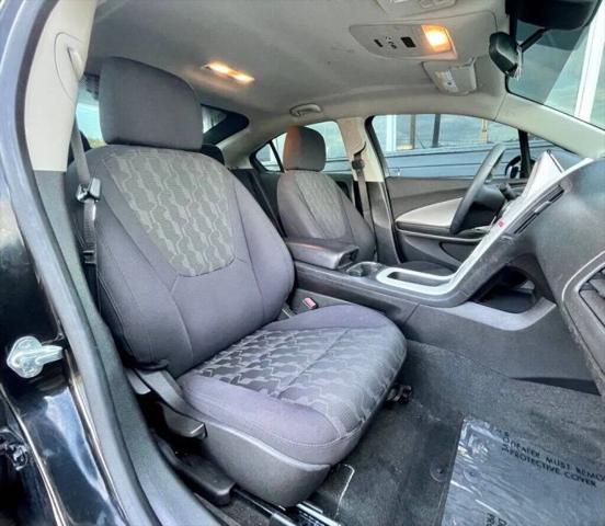 2013 Chevrolet Volt Base