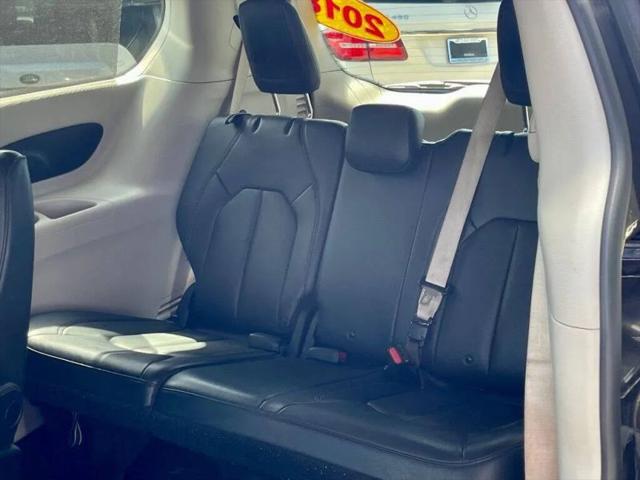 2018 Chrysler Pacifica Touring L