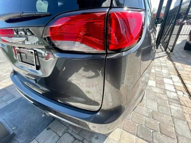2018 Chrysler Pacifica Touring L